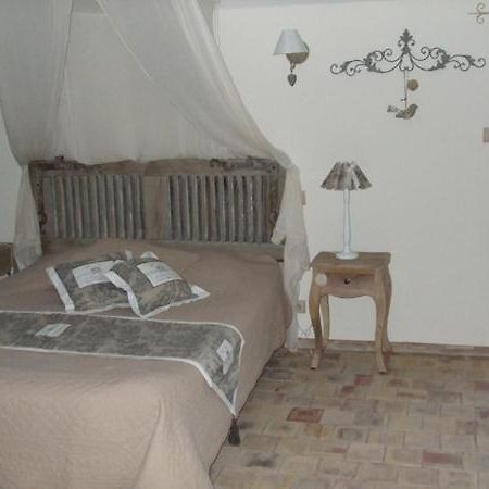 Bed and Breakfast Mas Bella Cortis La Garde-Adhémar Exteriér fotografie